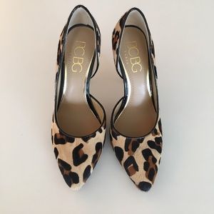 BCBG Paris Jaze Leopard d'Orsay Pumps