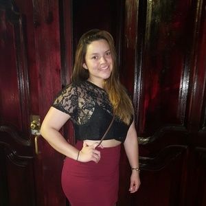 Meet your Posher, Manuela