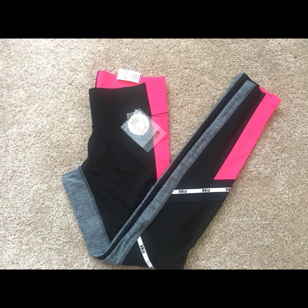 NWT Victoria's Secret Pink ultimate yoga XS