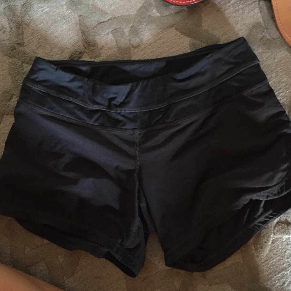 Lululemon Speed sz 4