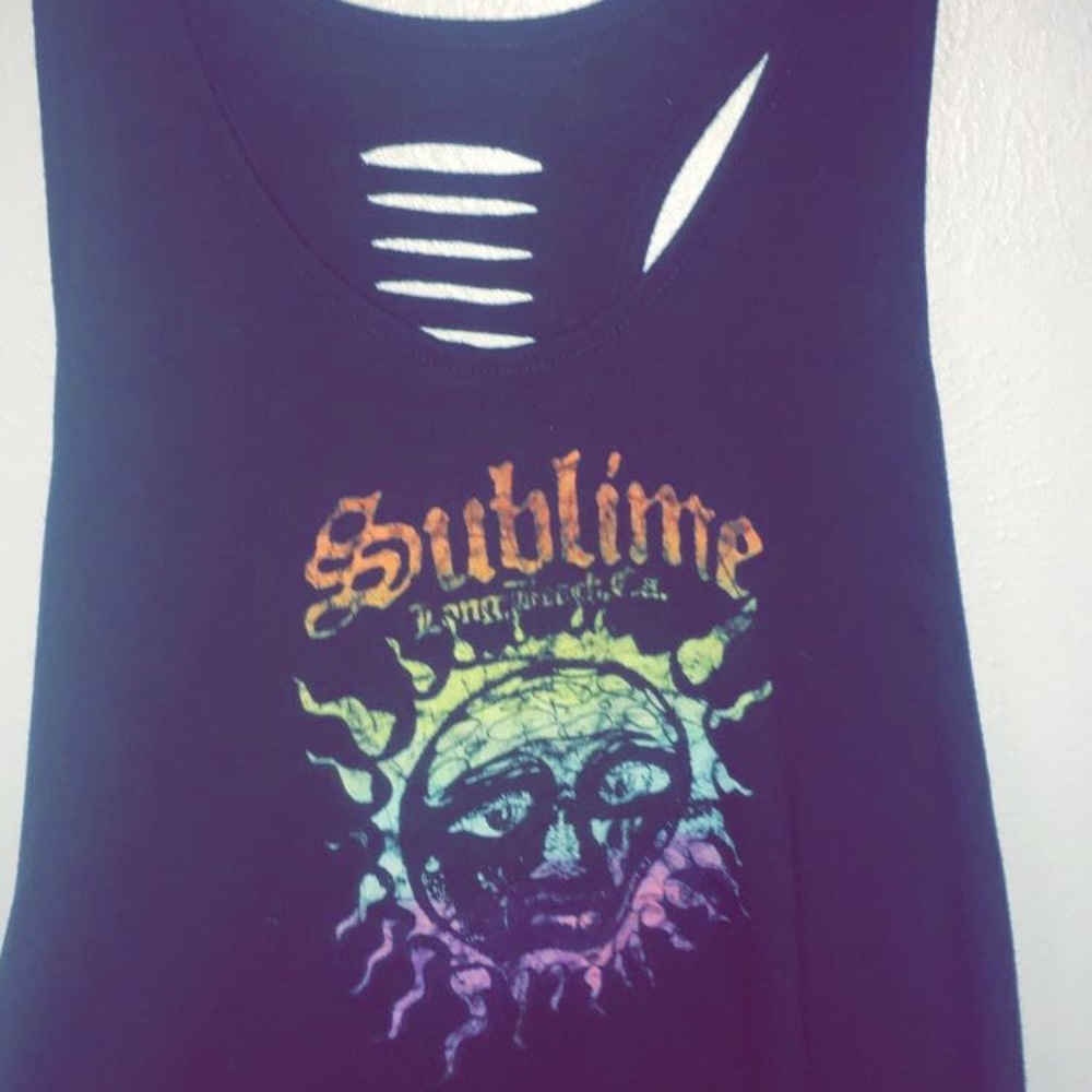 sublime muscle tee