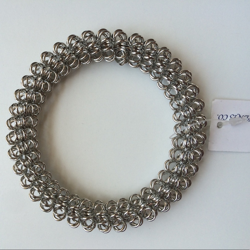 Wire bracelet