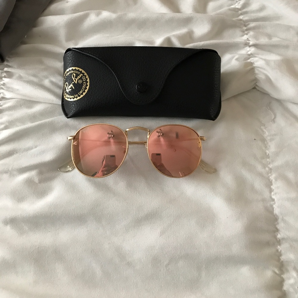 Round Ray-Bans