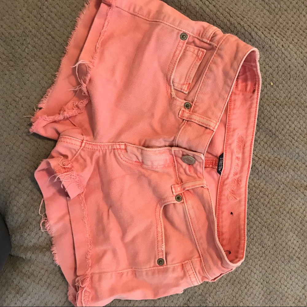 Salmon shorts