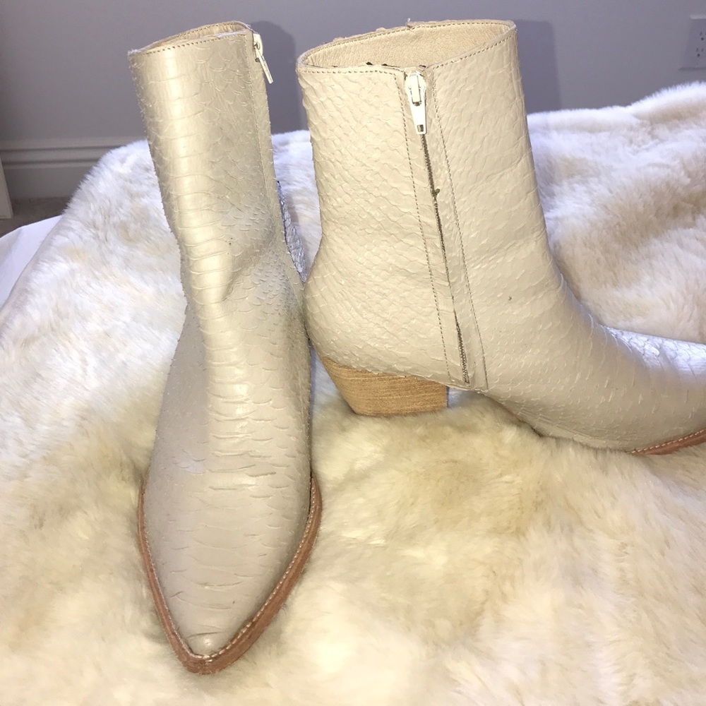 LF booties!