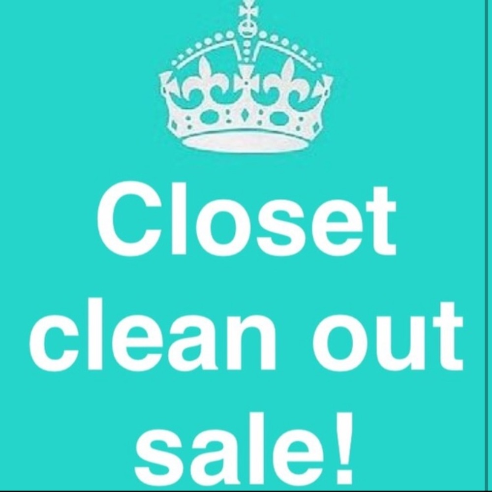 CLOSET CLEAN OUT - Picture 2 of 2