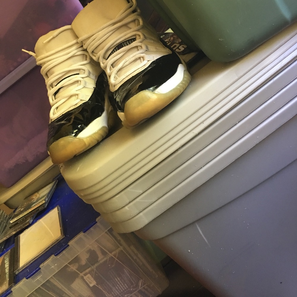 Jordan 11 concord from 2000 size 12