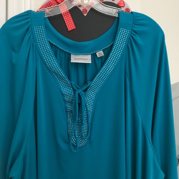 Shirt - Picture 3 of 5