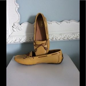 Clarks loafers. Yellow size 7.5 M