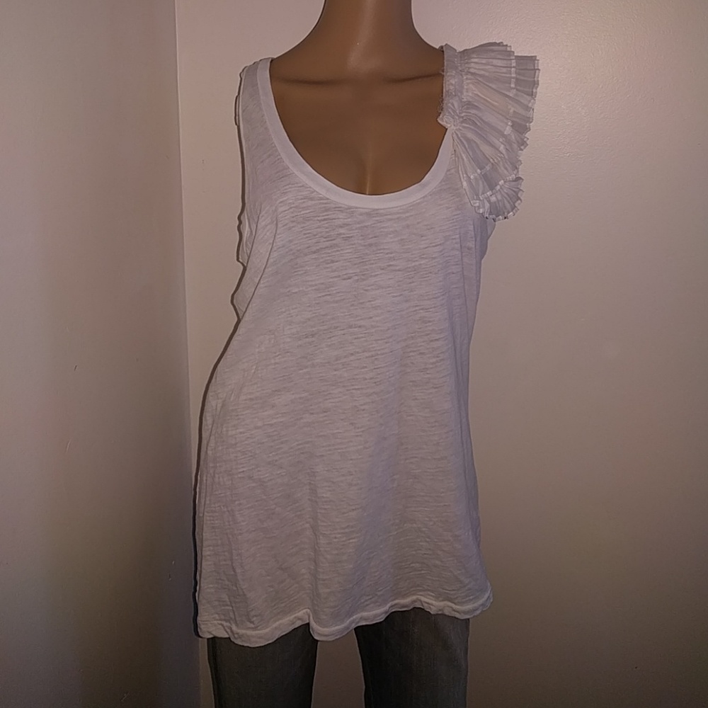 Elizabeth and James Tee