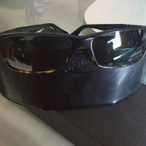 Polarized sunglasses