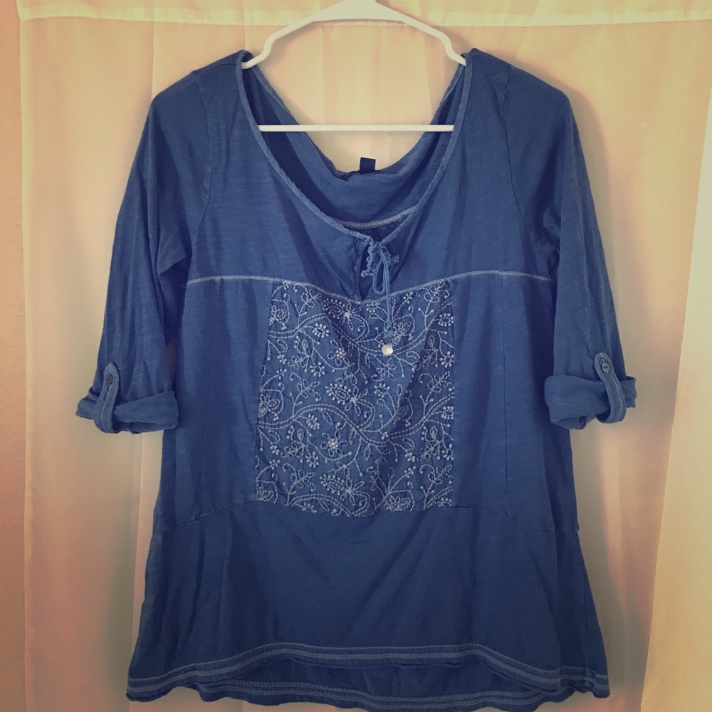 American Eagle Blue embroidered blouse