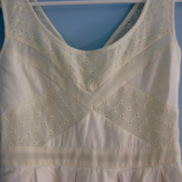 AMERICAN EAGLE White Dress - Picture 3 of 4