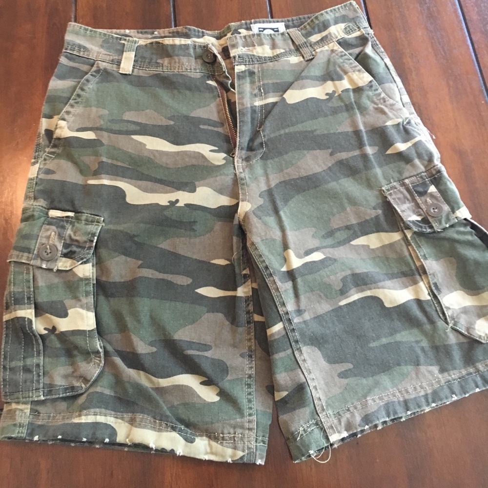 Men's Freeworld Camo Cargo Shorts