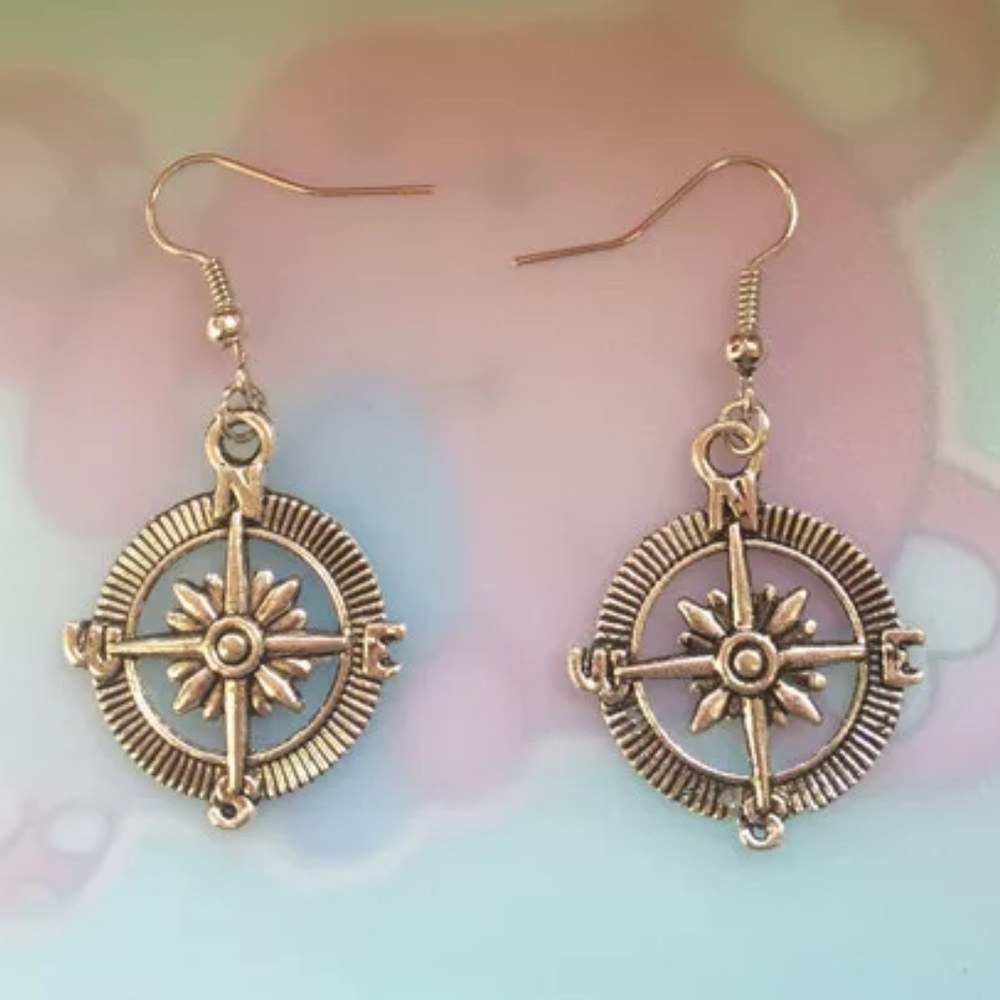 5/$25 Silver compass earrings hook style