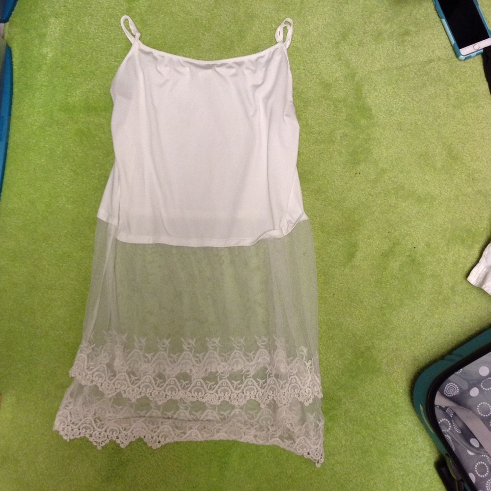 White tank lace extender