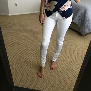 White legging ankle denim