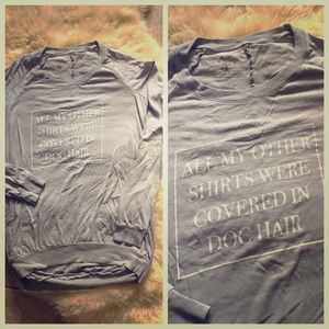 Gray graphic dog hair long sleeve tshirt