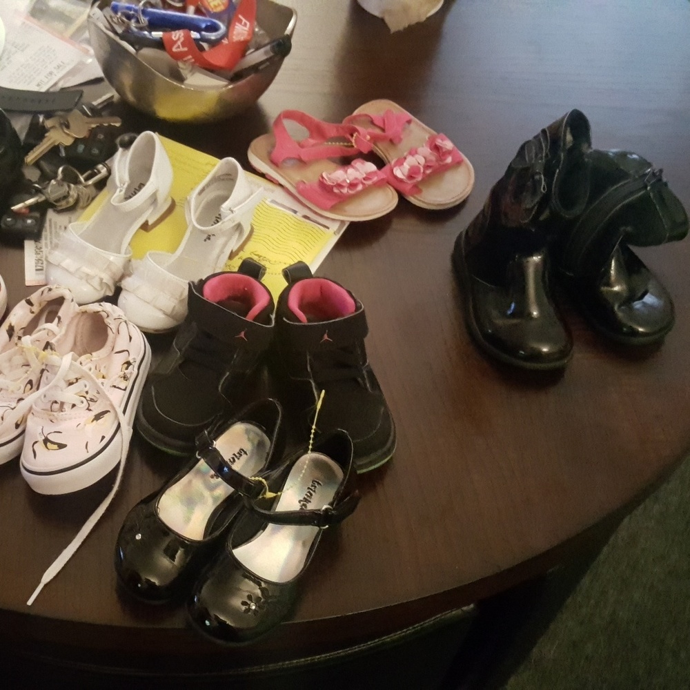 Children shoe lot