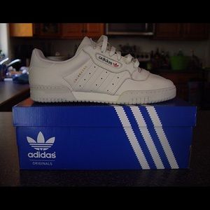 Adidas Yeezy Powerphase "Calabasas"