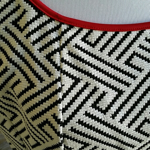 Retro Style Peplum Top - Picture 3 of 6