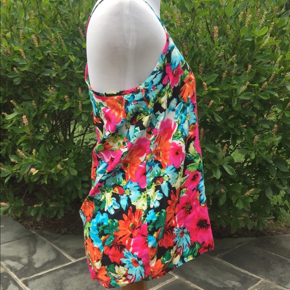 Pink + Rose Tropical Tank - Picture 3 of 5