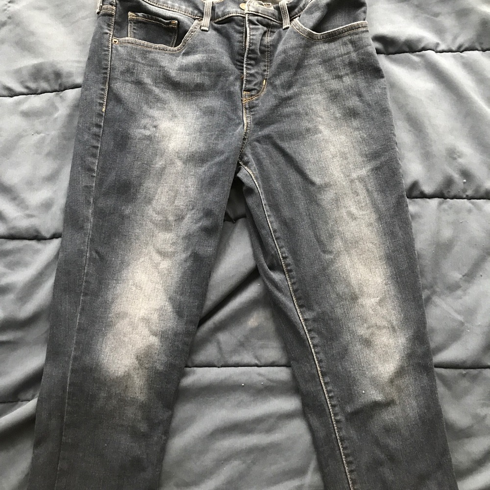 Levi 311 Shaping Skinny Jeans