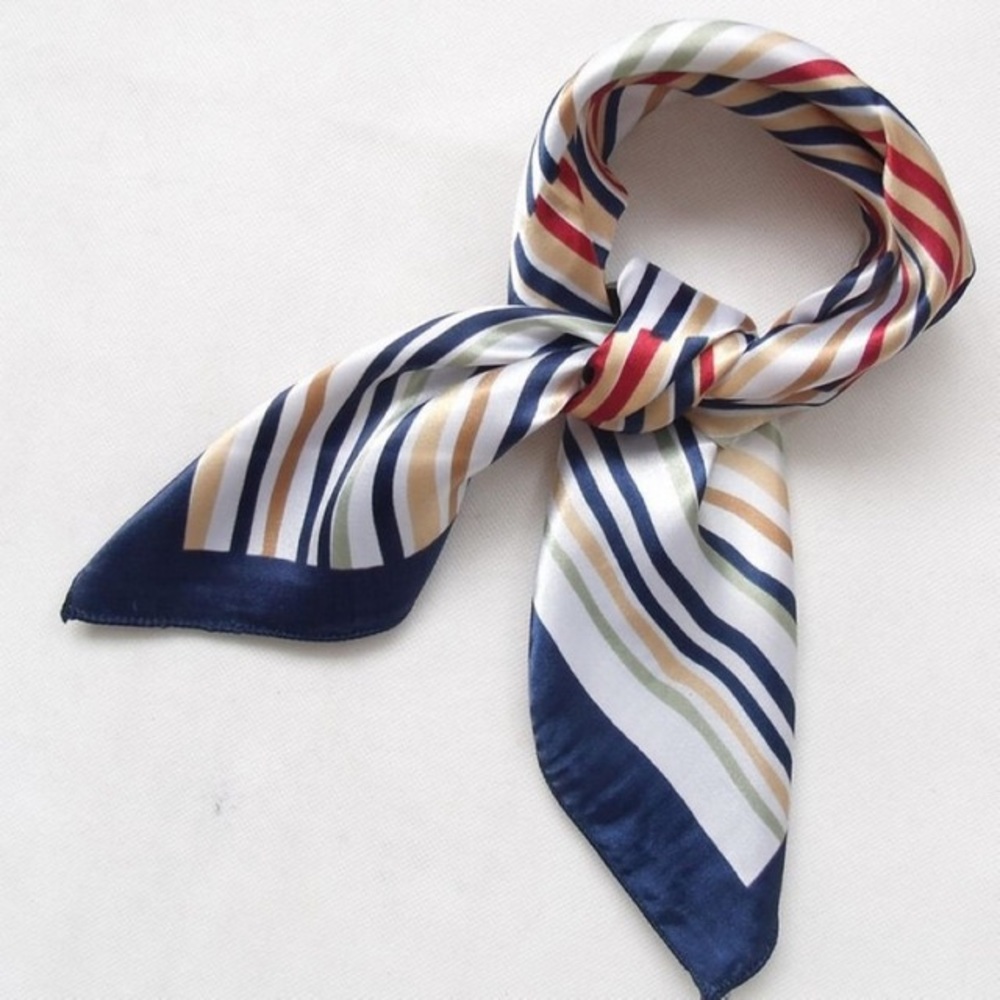 Stripe kneck scarf