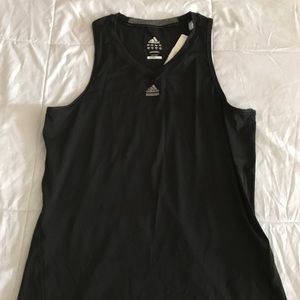 NEW WITH TAGS- Women's Workout Top