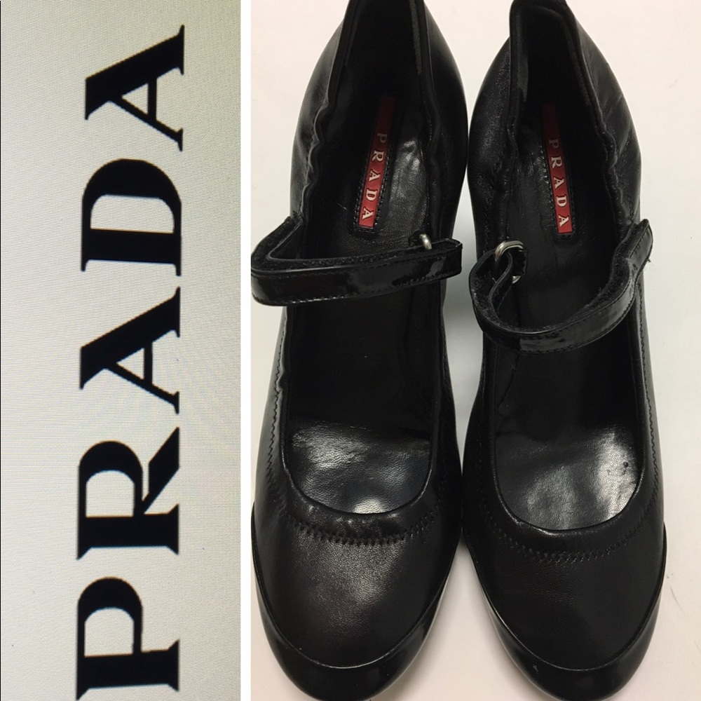 👠LIKE NEW PRADA LEATHER SHOES 👠