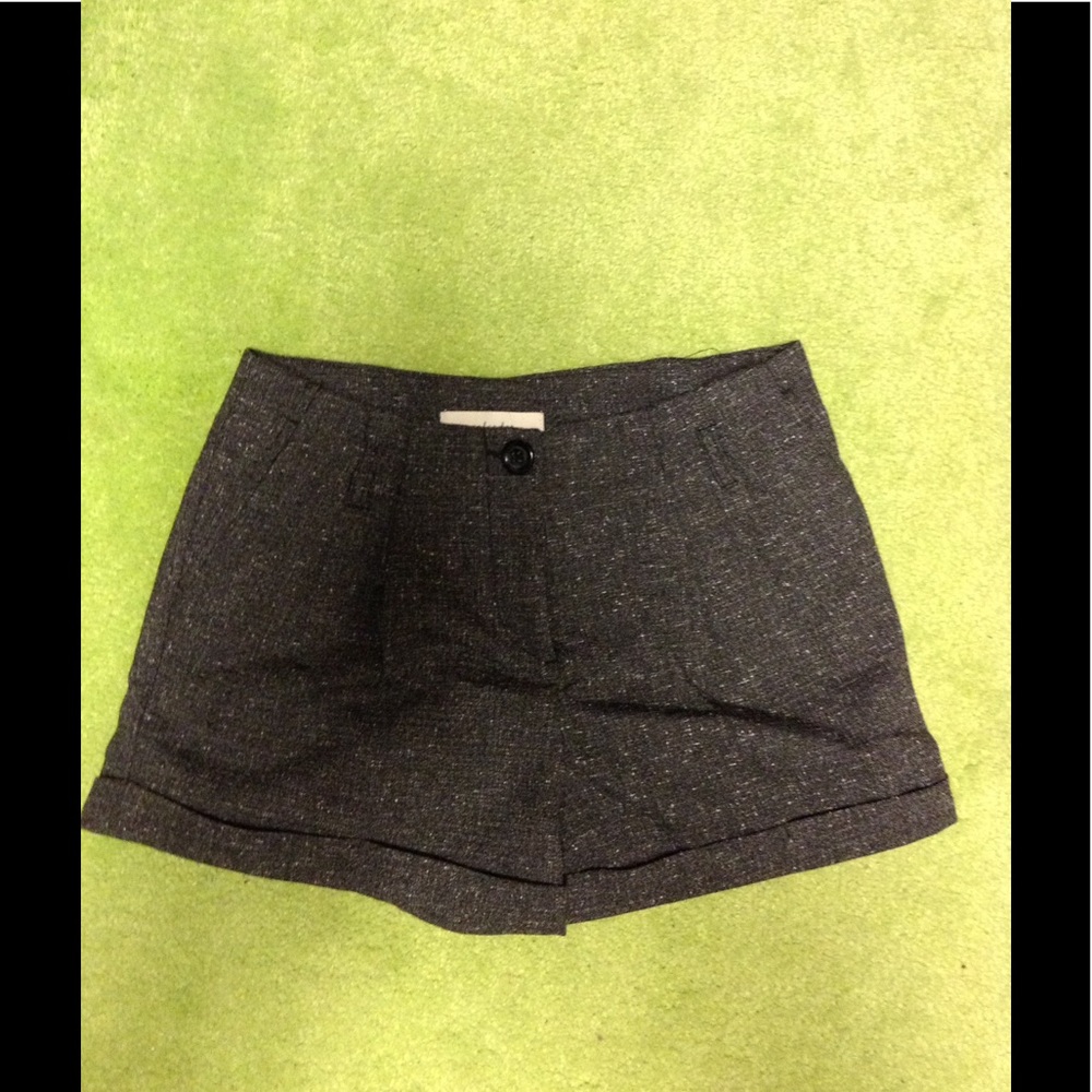 Grey knit shorts