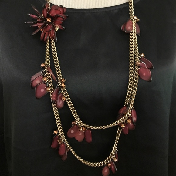 LOFT Jewelry - LOFT PURPLE FLOWER LOBG NECKLACE