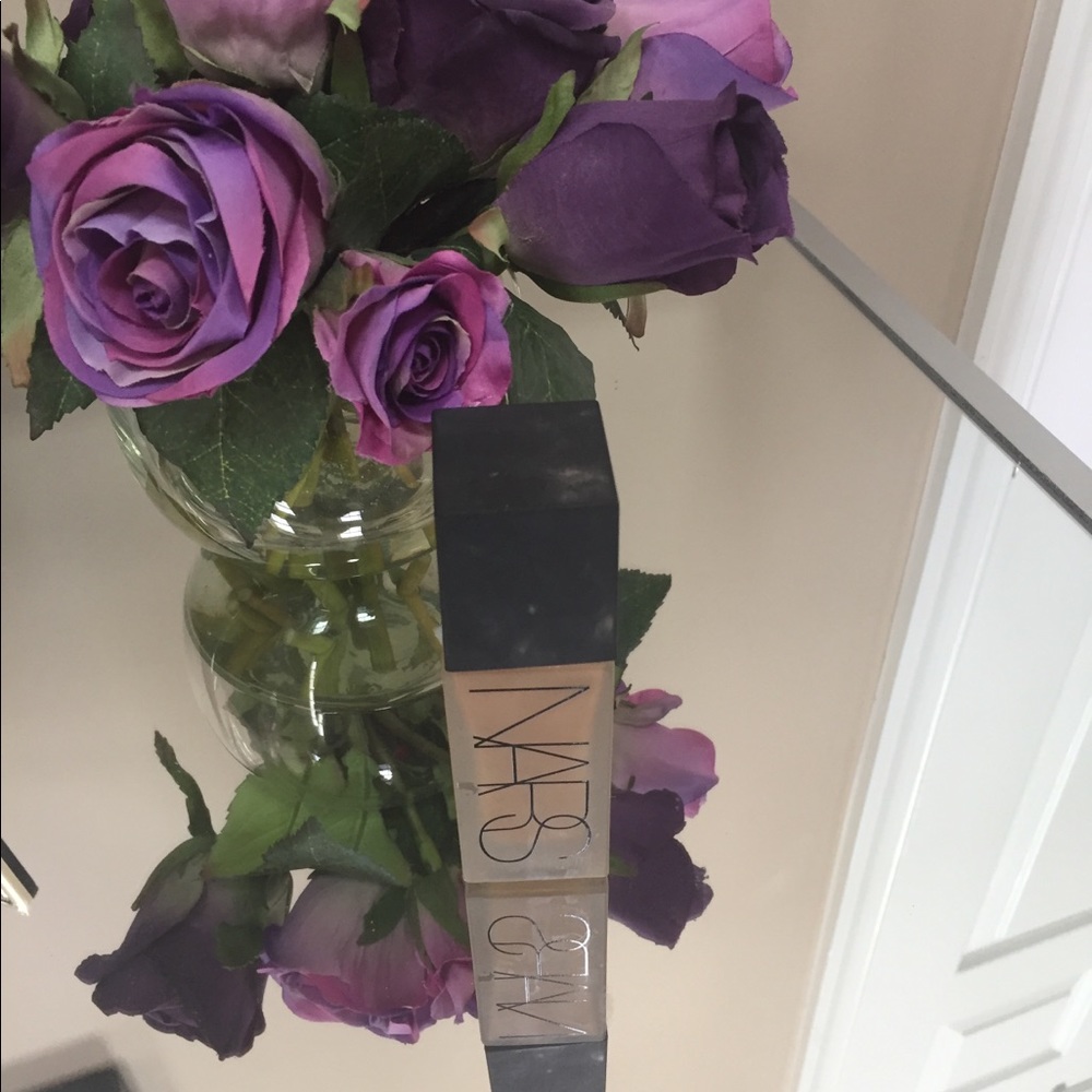 Nars Foundation. Color Syracuse. 70-80% left.