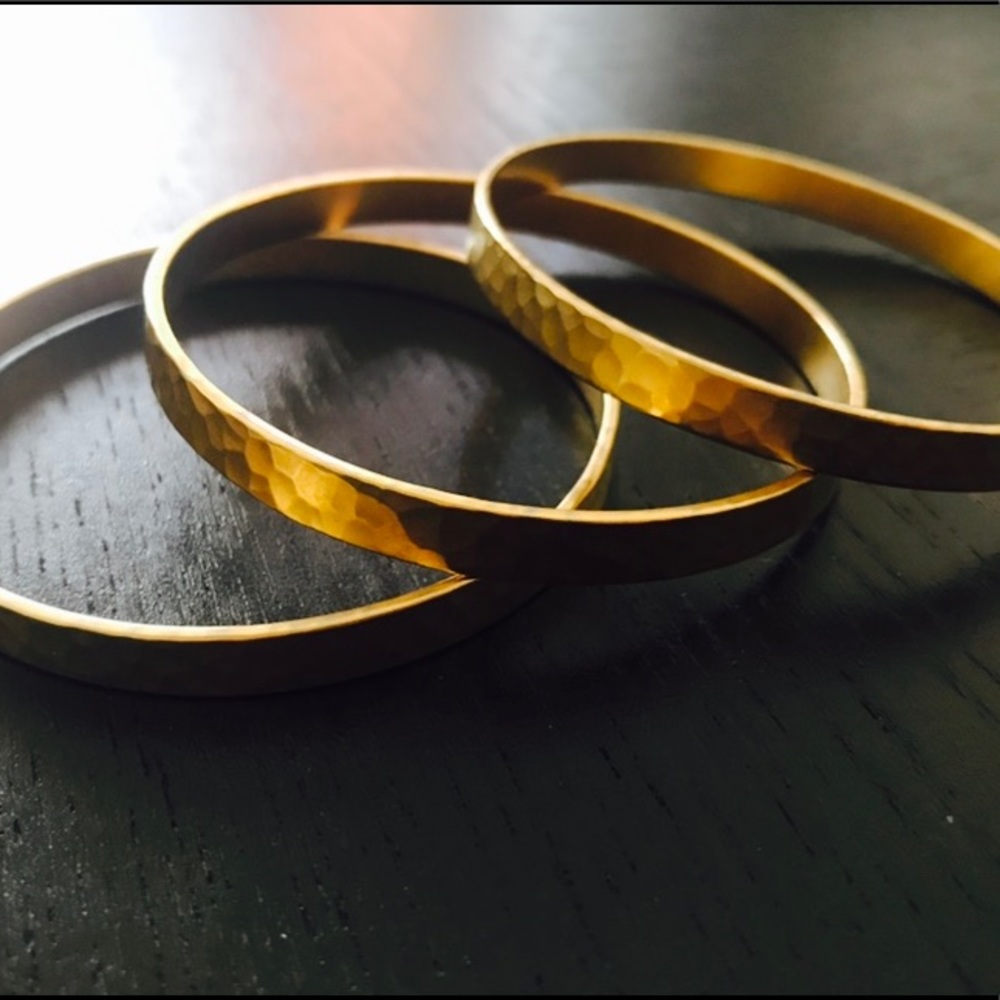 + FREE Gold and Silver plated bracelets.