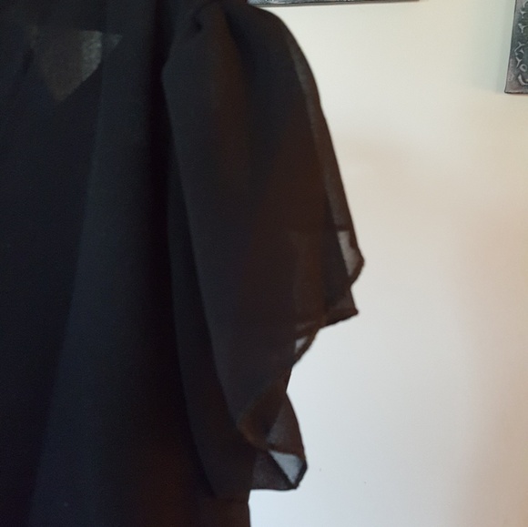 Blouse - Picture 2 of 5