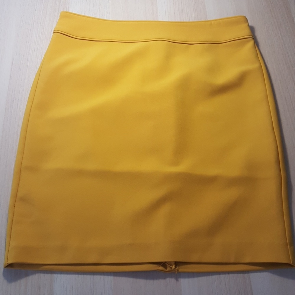 Mustard BR Pencil Skirt