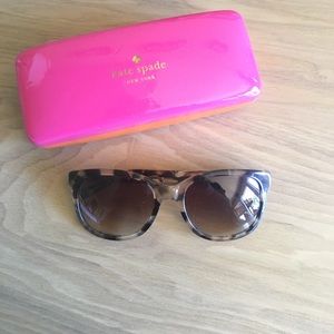 Kate Spade Gayla Sunglasses - Tortoise Shell