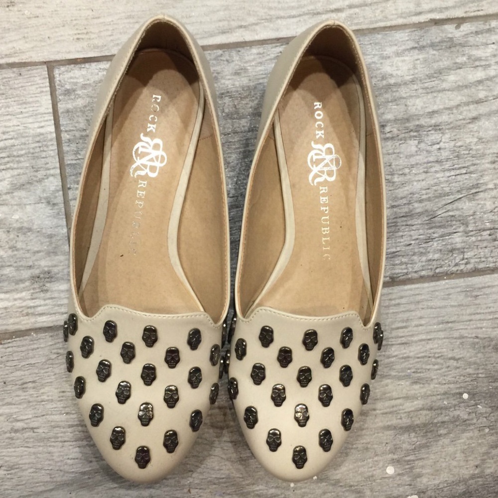 Rock and Republic Skull loafers