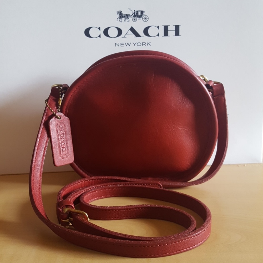 COACH