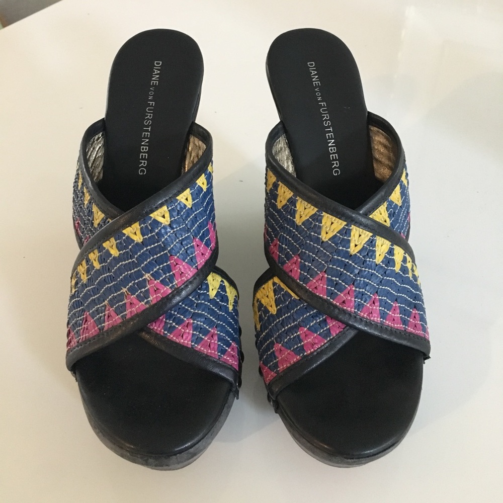 Diane von Furstenberg Black Multi Color Wedges 6.5