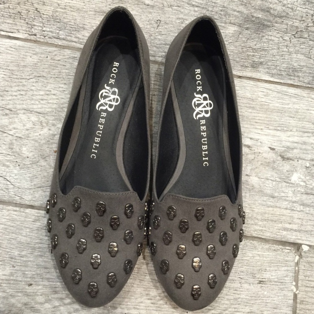 Rock and Republic Skull loafers