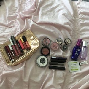 Bundle of makeup.