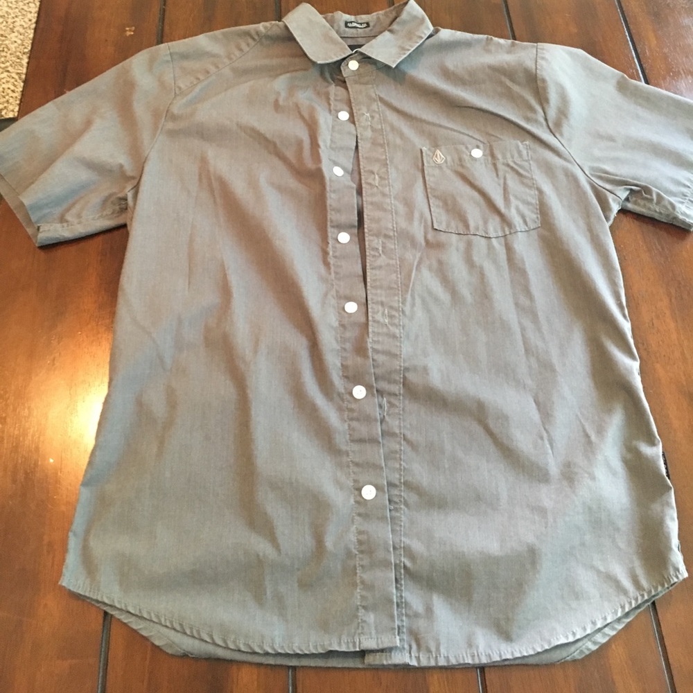 Men's Volcom Button Up