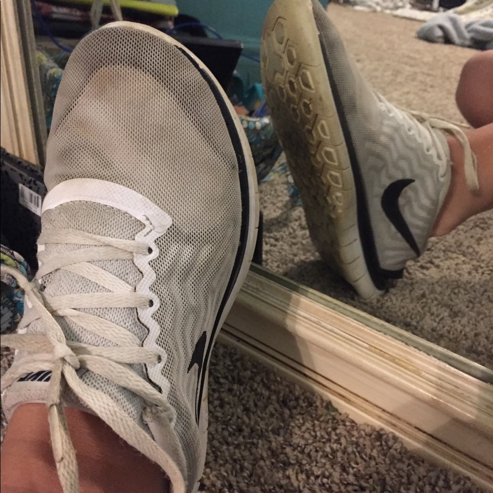 Nike Free 4.0 running shoes