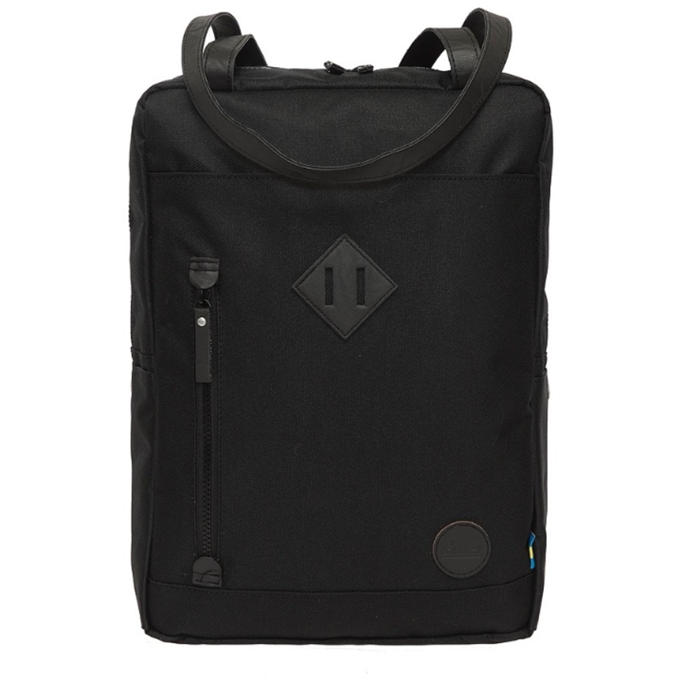 Enter Black tote / backpack converter