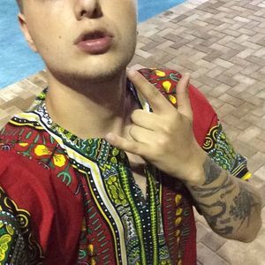 Meet your Posher, Alex