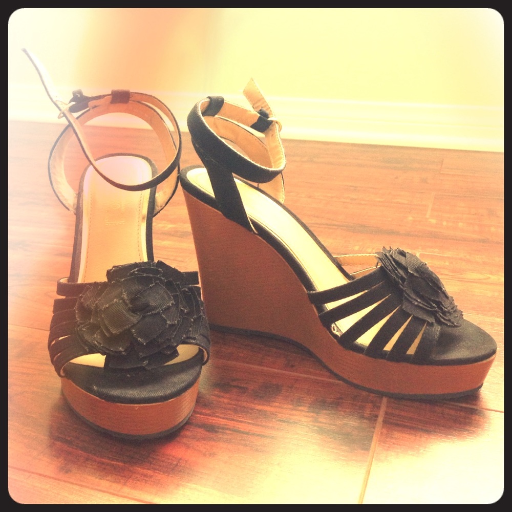 XOXO Black Floral Ankle Wrapped Wedges