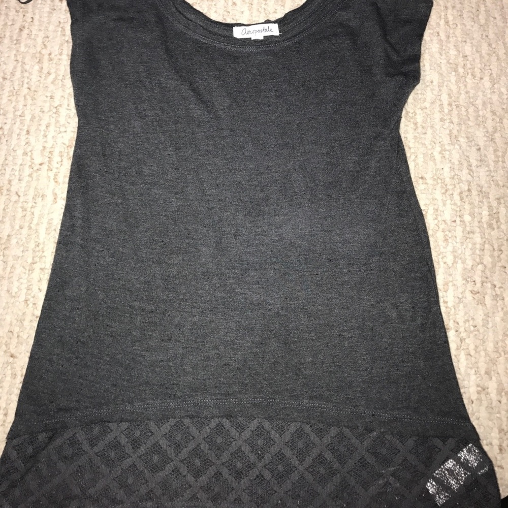 Gray top