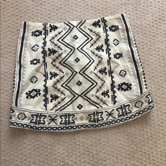 Mini Skirt - Picture 1 of 2