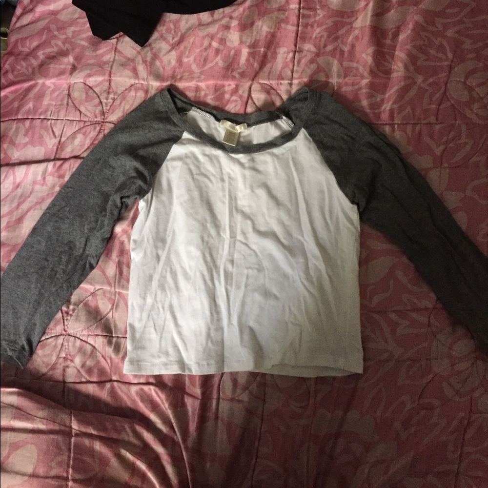 gray baseball tee crop top